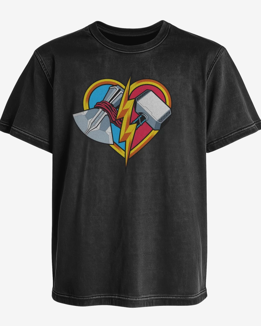 Polera desgastada Amor y Trueno