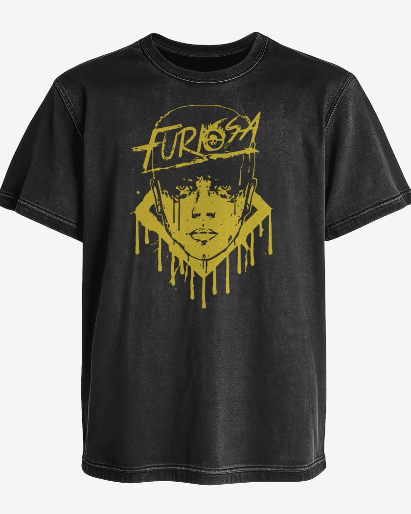 Polera desgastada Negro de Furiosa