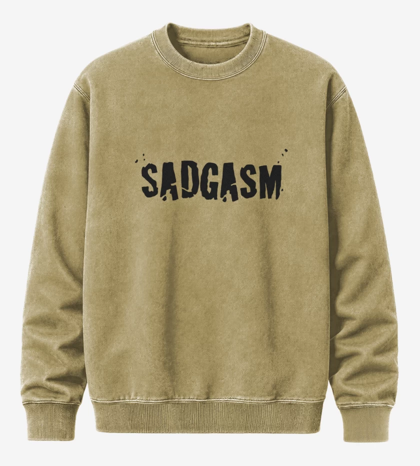Poleron Polo Acid Wash Beige de Sadgasm Logo