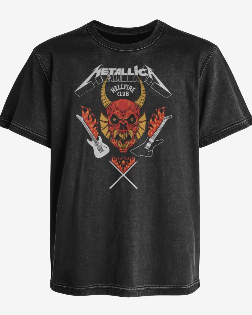 Polera desgastada Metallica Hellfire Club B