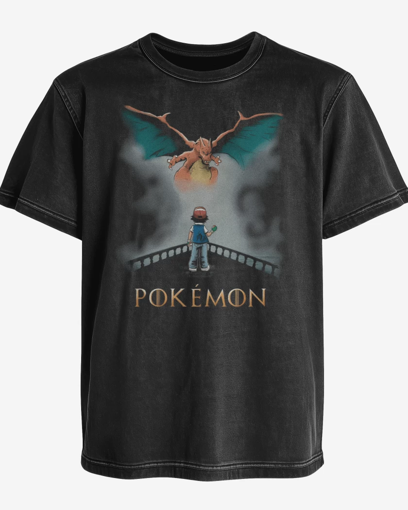 Polera desgastada Pokethrone