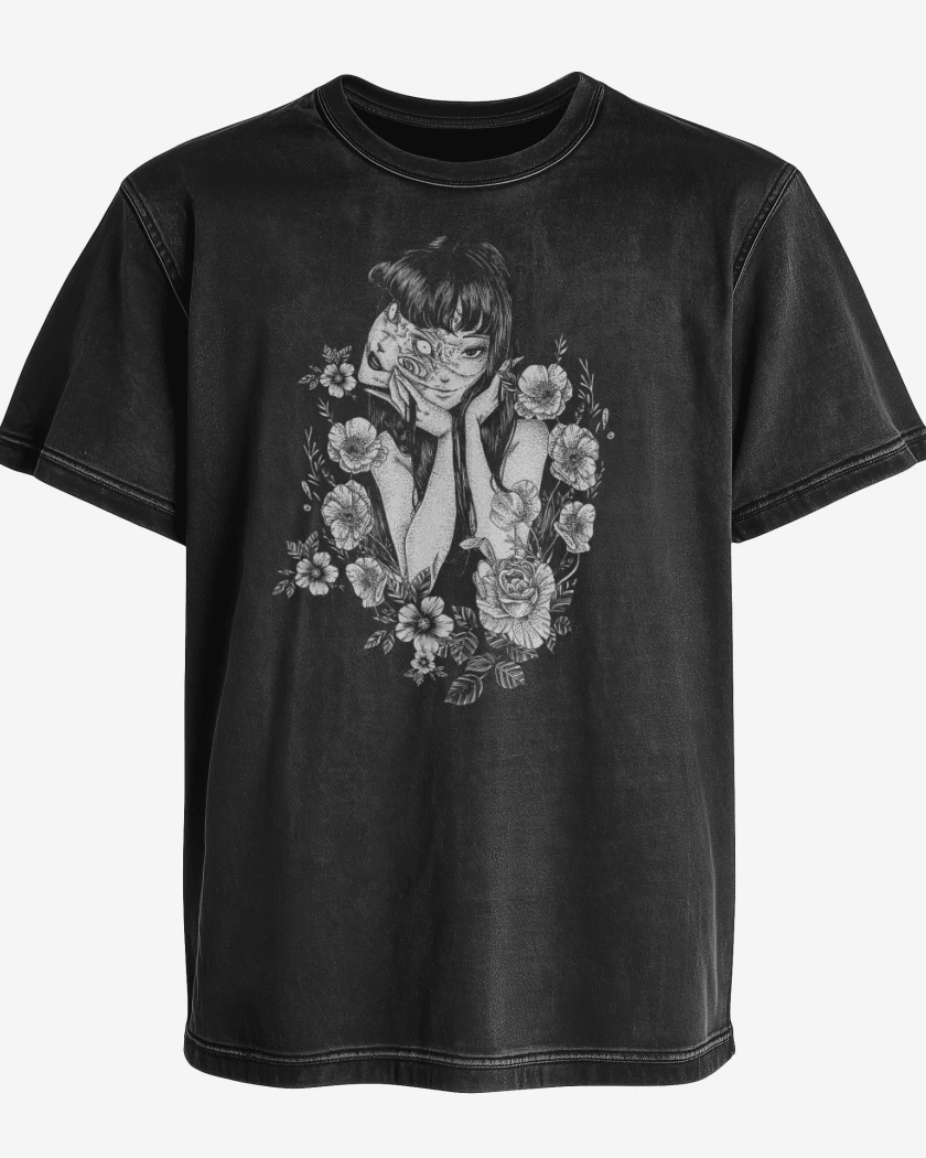 Polera desgastada Negro de Tomie
