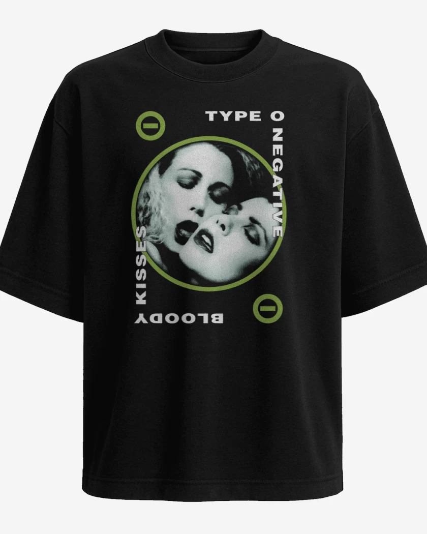 Polera Oversize Bloody Kisses II