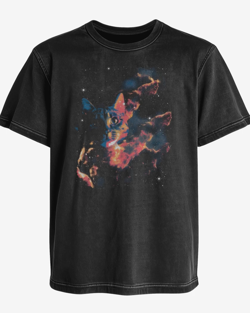 Polera desgastada Neko Espacial