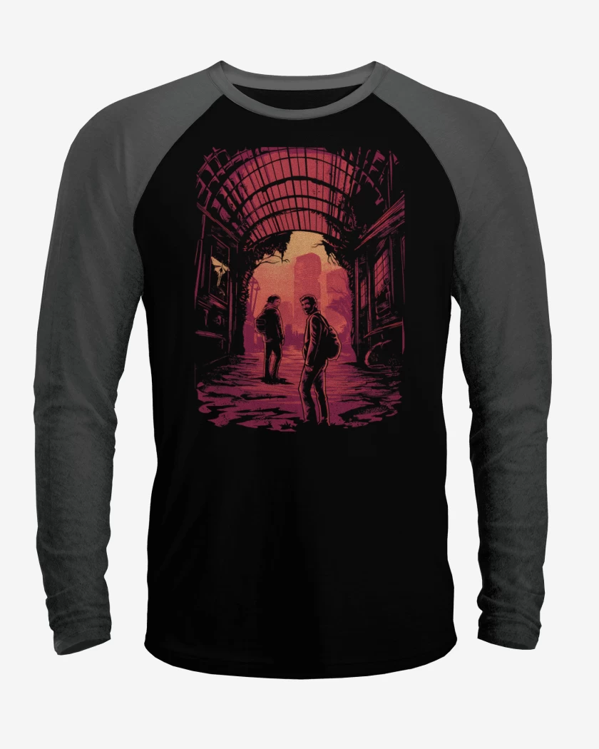 Polera Raglan Sobreviviendo a las Luciernagas 