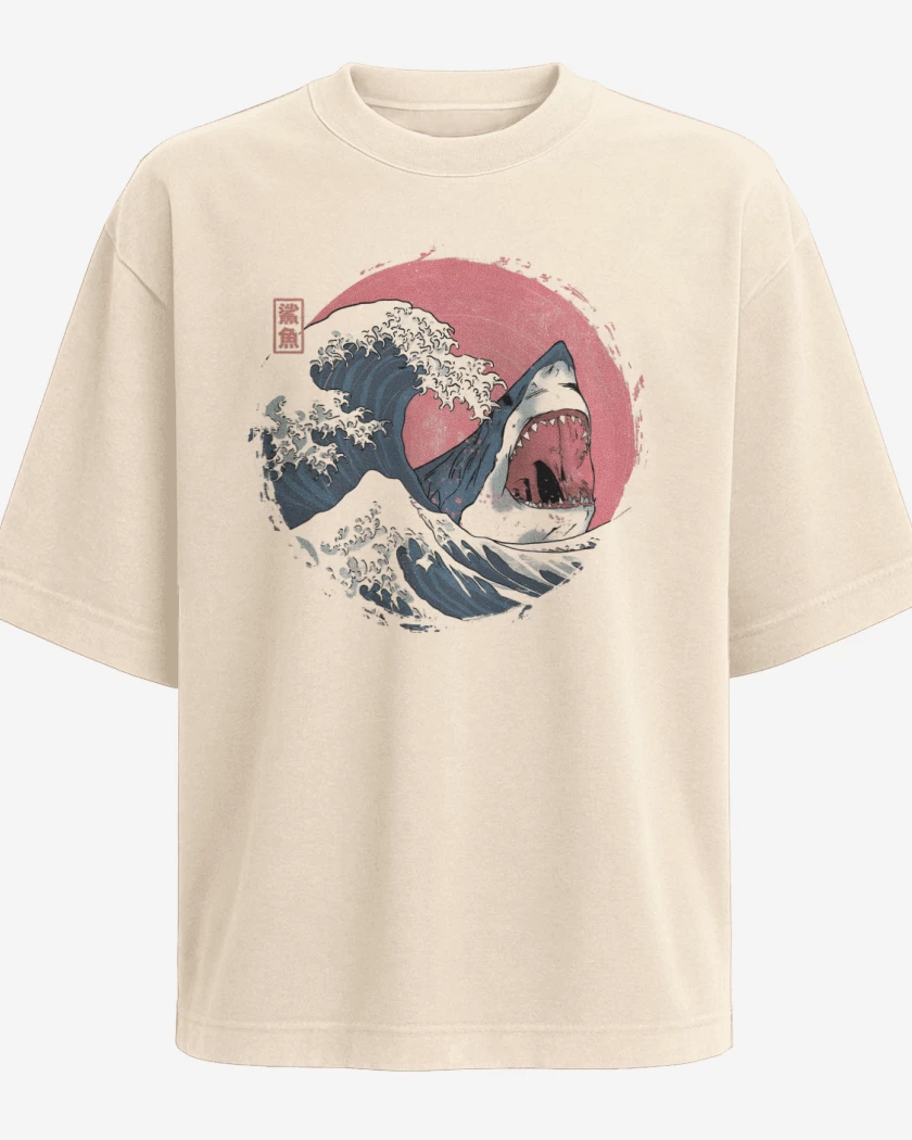 Polera Oversize Beige de Tiburón de Hokusai