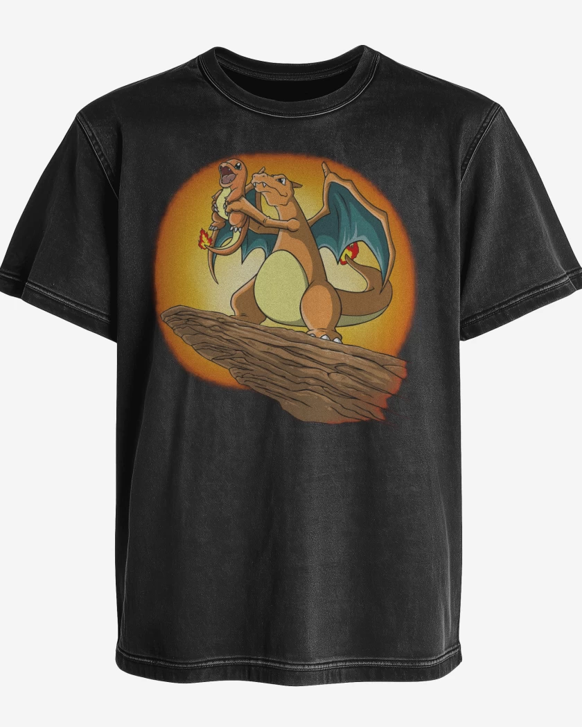 Polera desgastada Negro de King Charizard