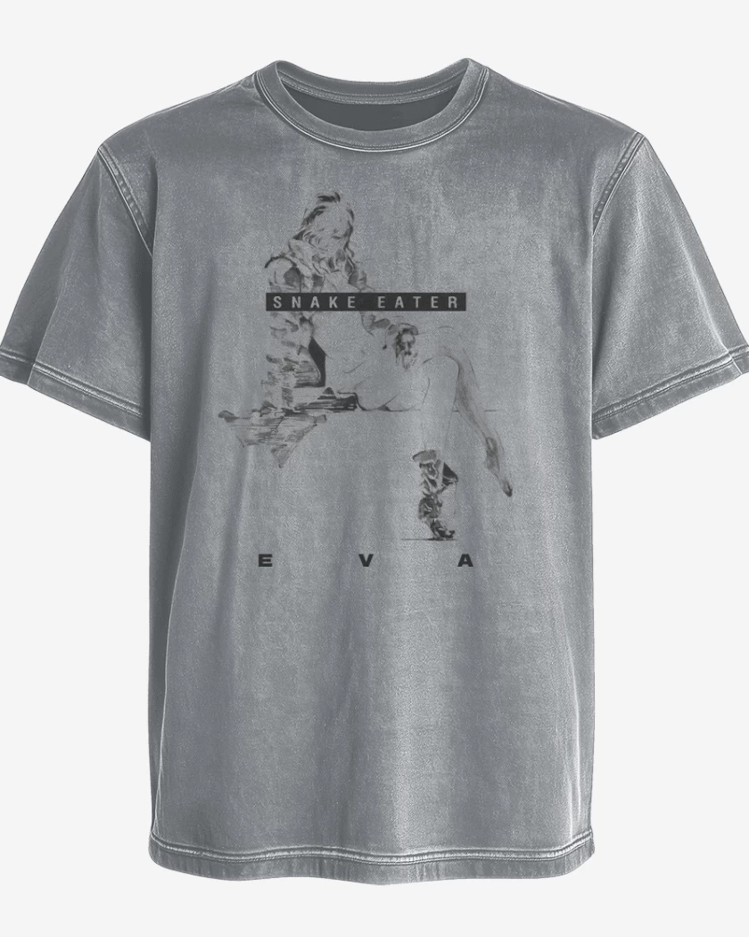 Polera desgastada Eva Snake Eater