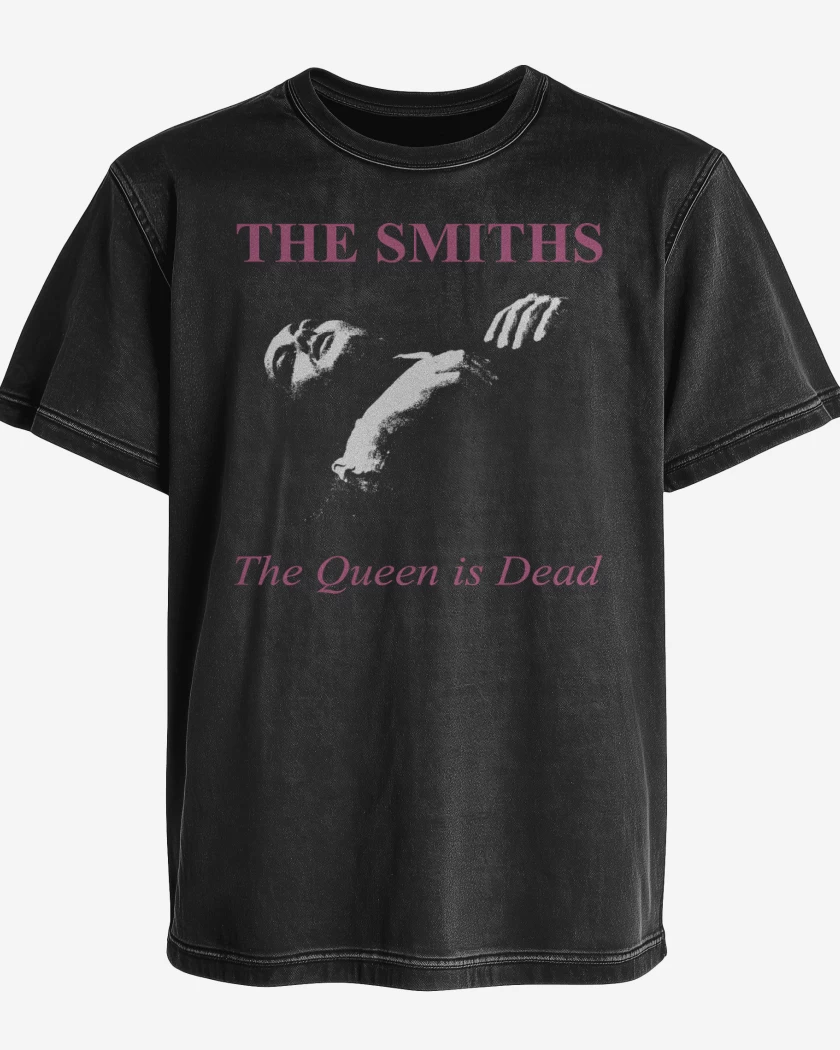 Polera desgastada The Queen is Dead 