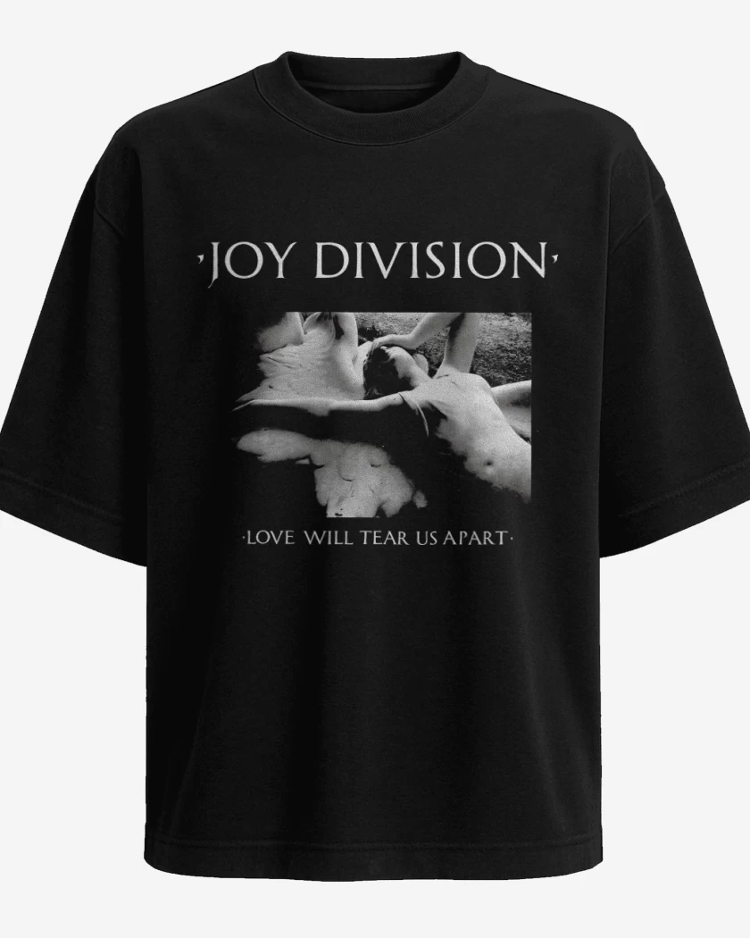 Polera Oversize Love Will Tear Us Apart