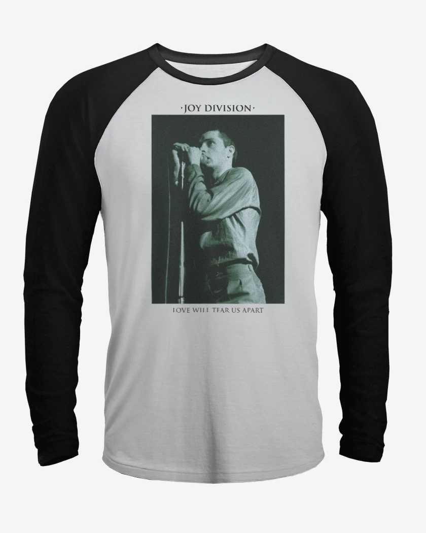 Polera Raglan Curtis Tear Us Apart