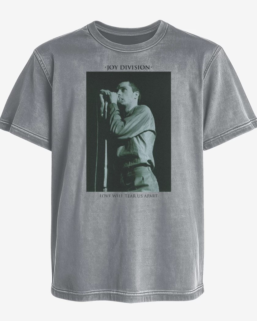Polera desgastada Curtis Tear Us Apart