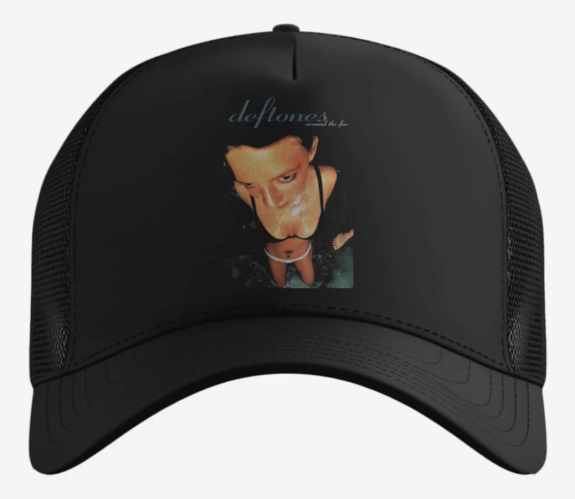 Gorro Around the Fur
