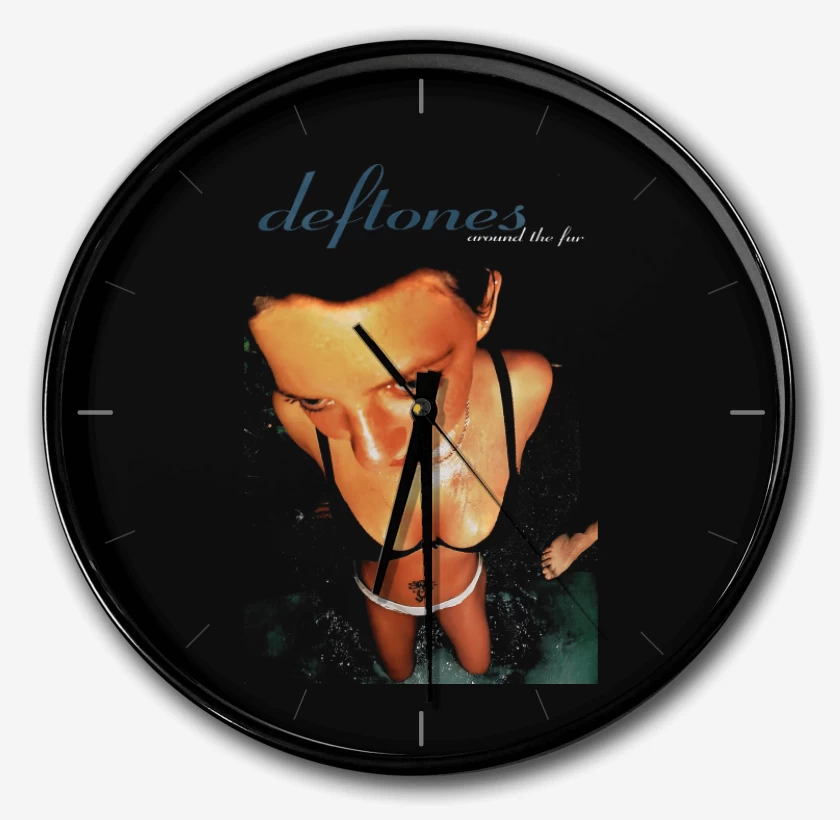Reloj Around the Fur