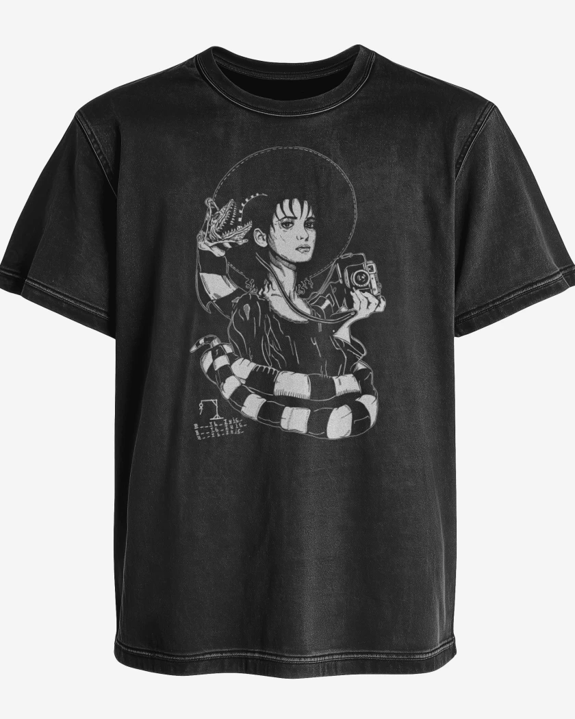 Polera desgastada Lydia Beetle