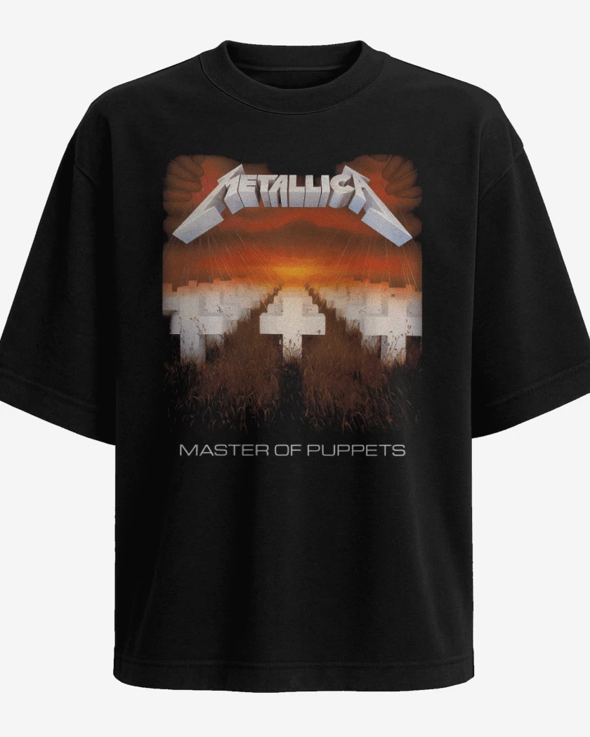 Polera Oversize Negro de Master of Puppets