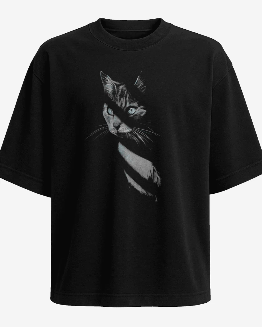 Polera Oversize Gatito en las Sombras