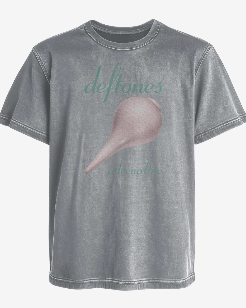 Polera desgastada Adrenaline