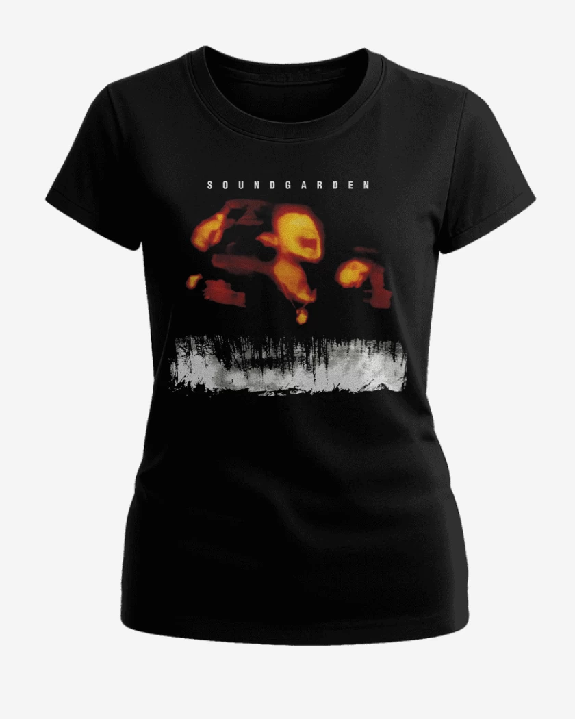 Polera de Mujer Negro de Superunknown