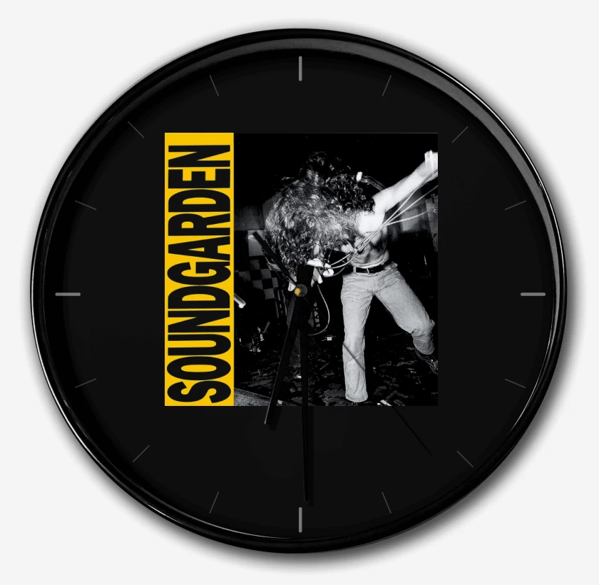 Reloj Negro de Louder
