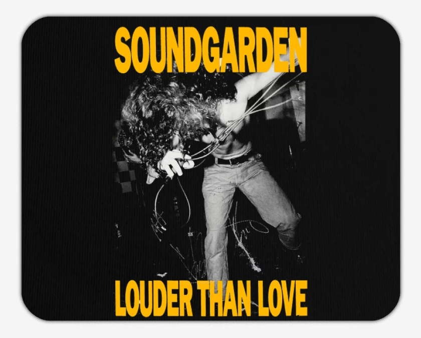 Mousepad Louder Than Love