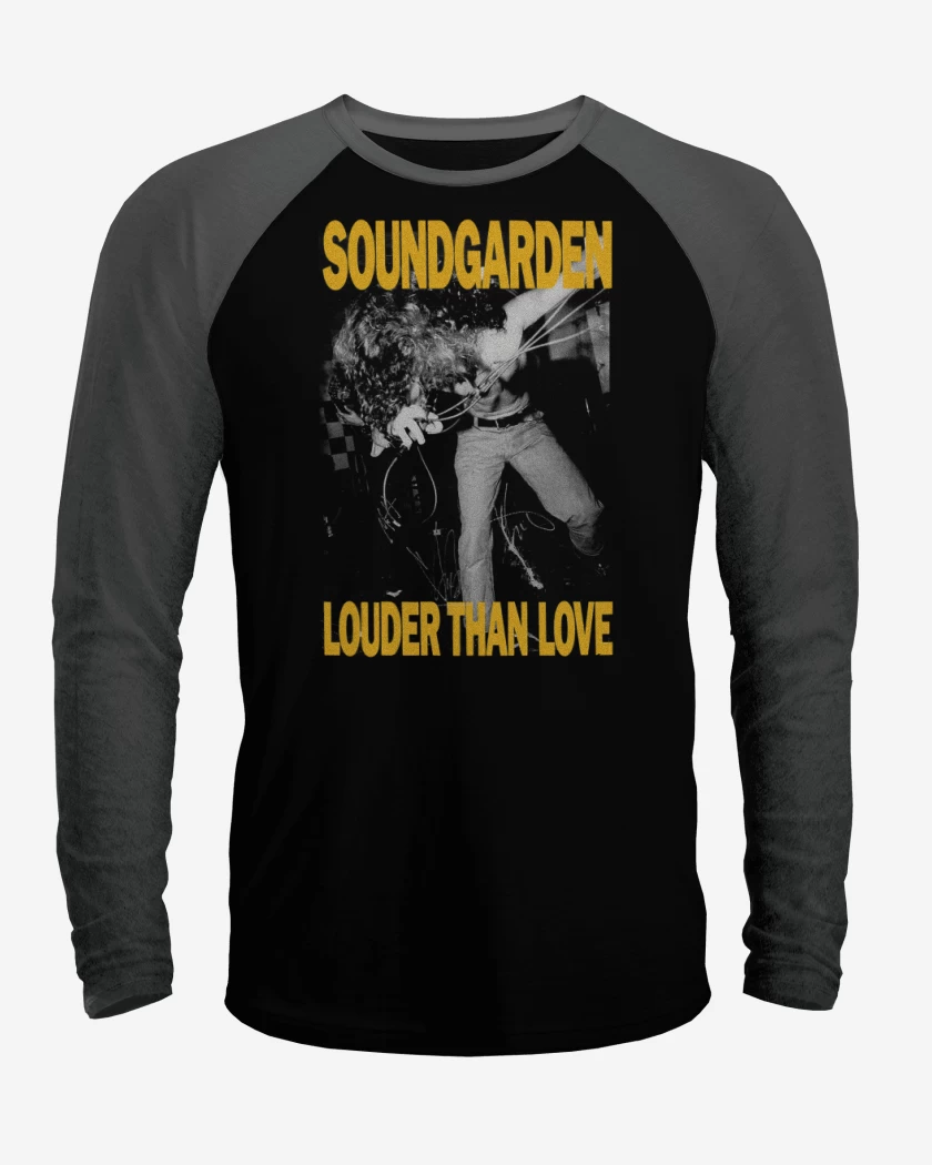 Polera Raglan Louder Than Love