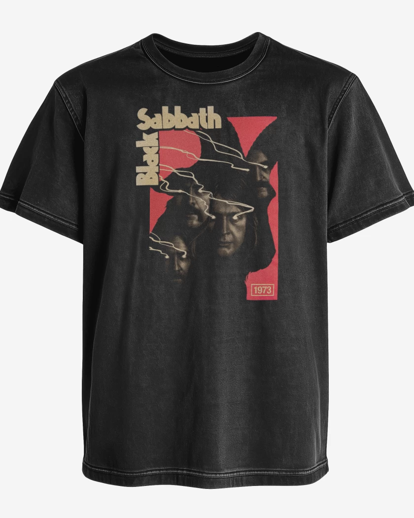 Polera desgastada Black Sabbath 73