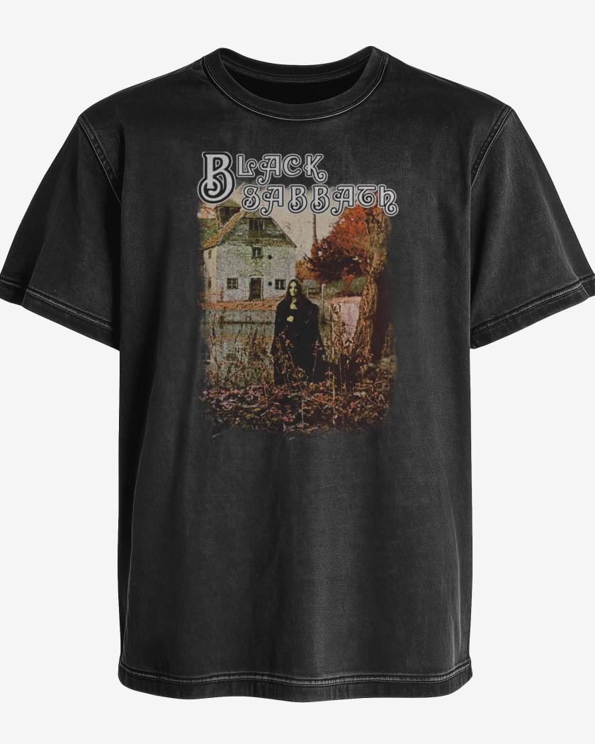 Polera desgastada Negro de Black Sabbath ST