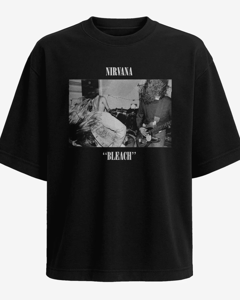 Polera Oversize Negro de Nirvana Bleach II