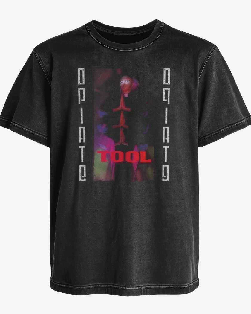 Polera desgastada Tool Opiate