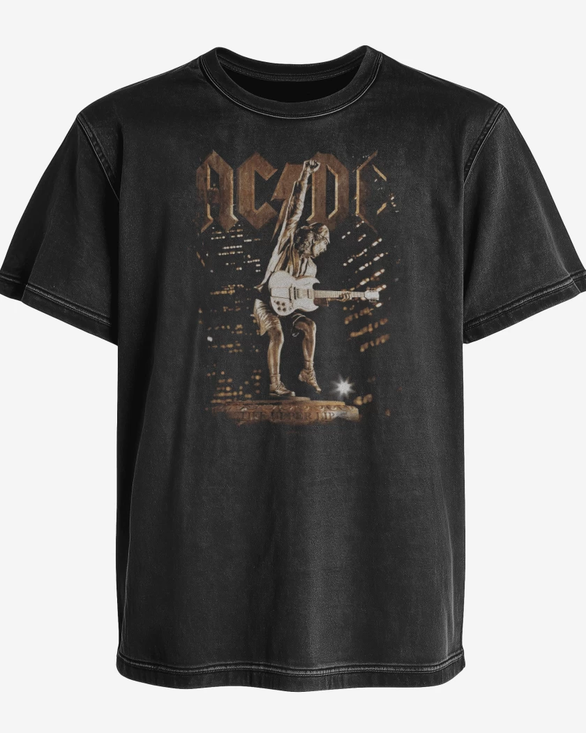 Polera desgastada Stiff Upper Lip 
