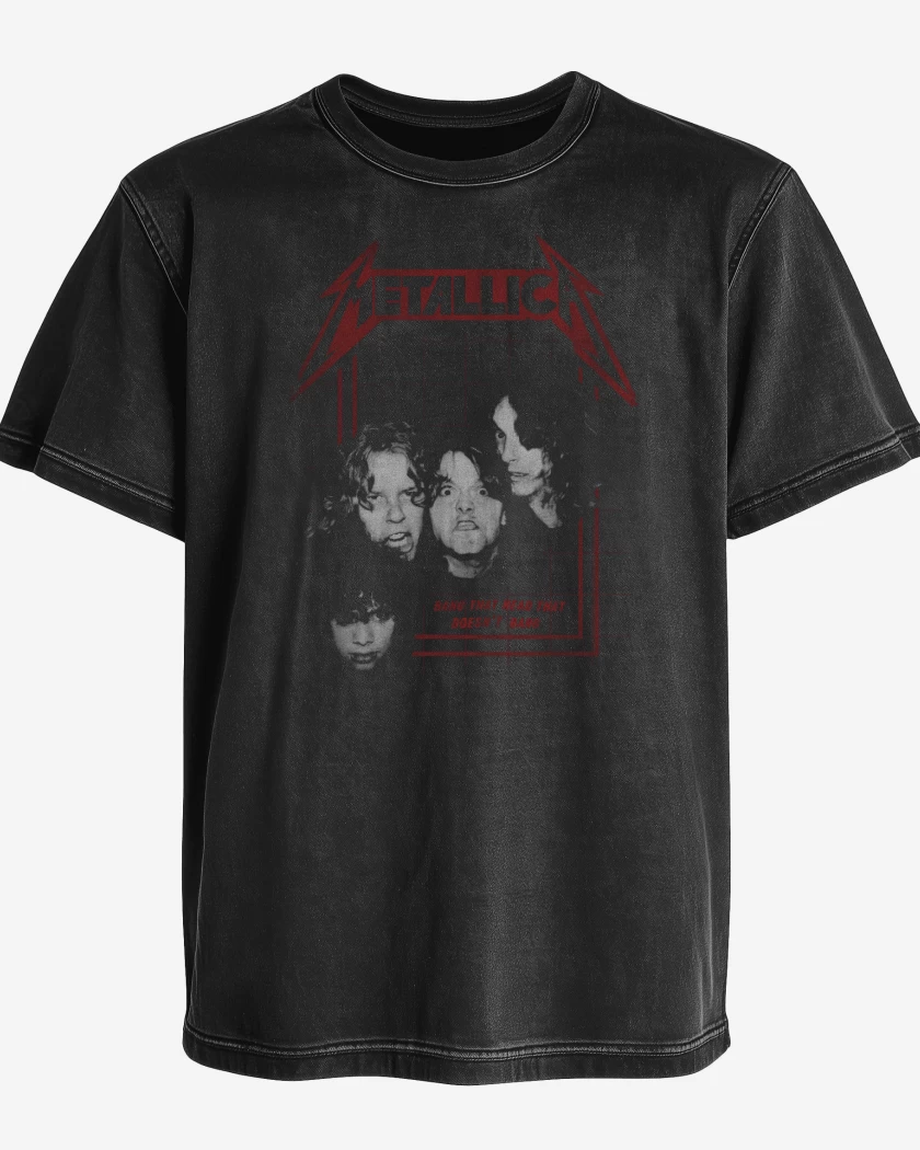 Polera desgastada Metallica 83